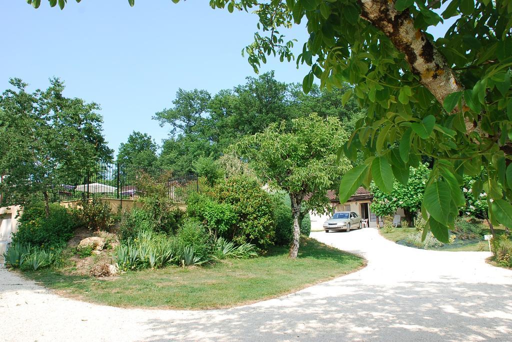 Village De Gites Le Chatenet Thonac Kültér fotó