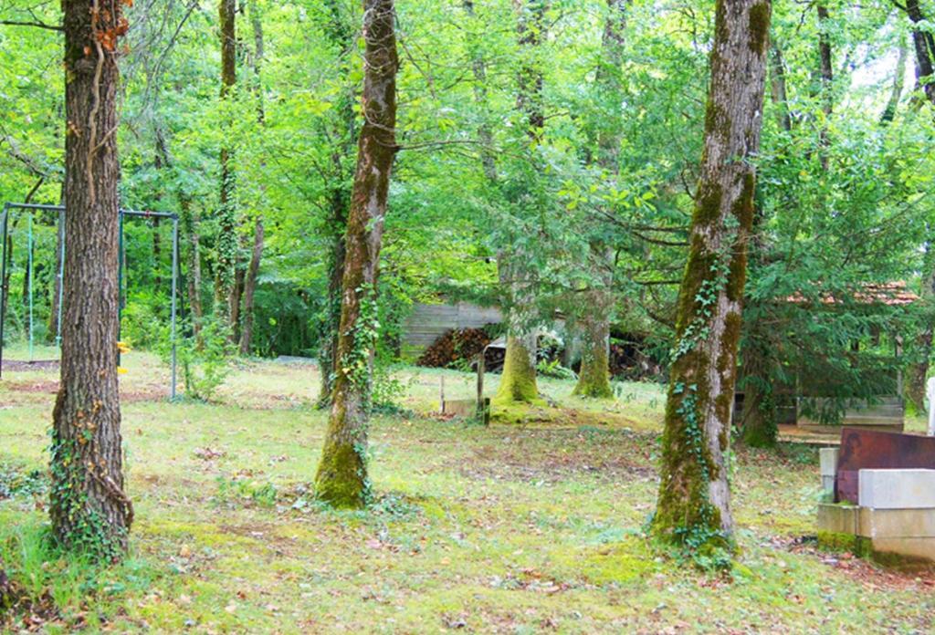 Village De Gites Le Chatenet Thonac Kültér fotó